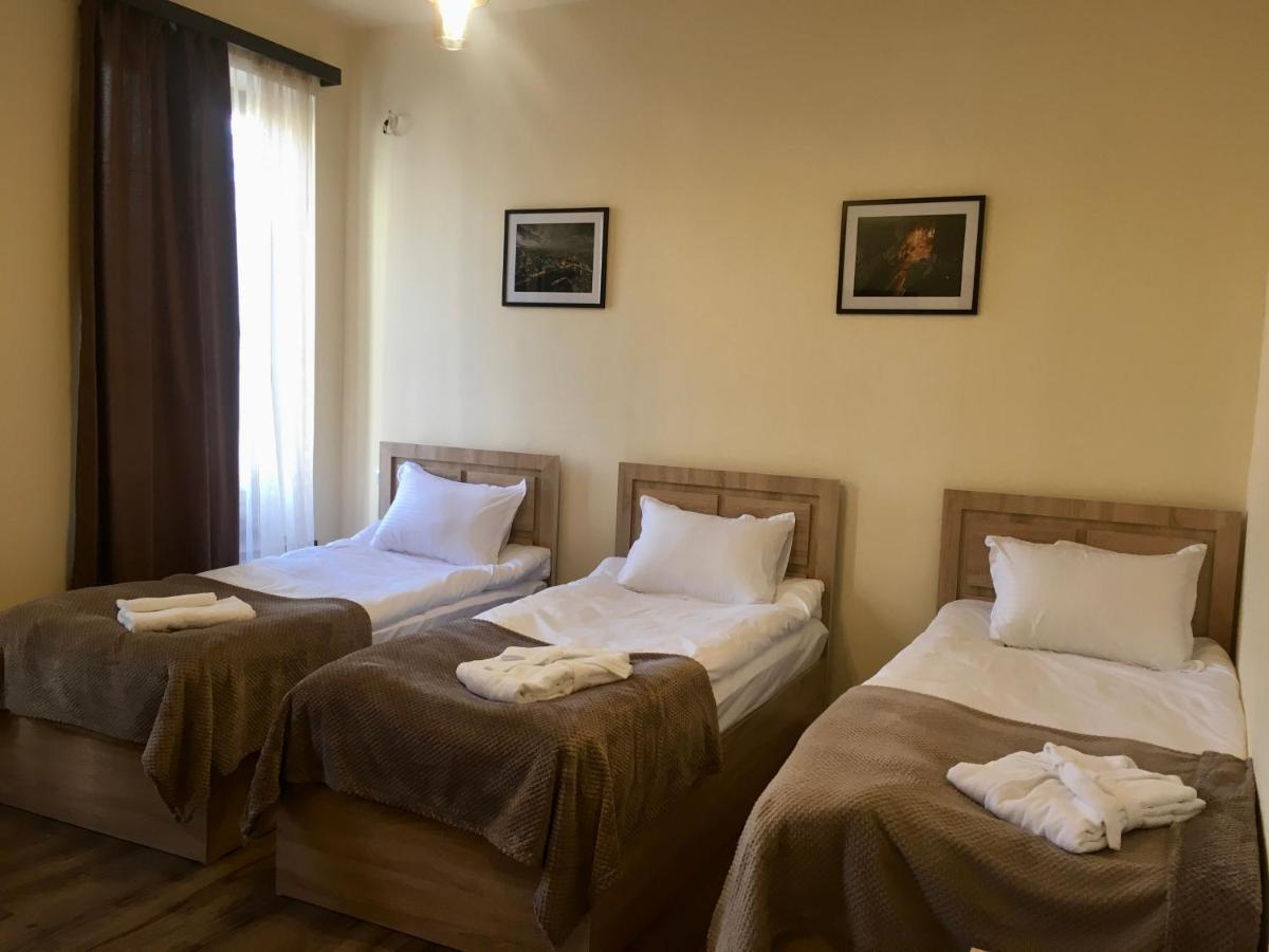 Guest House Margaryan Jerevan Buitenkant foto