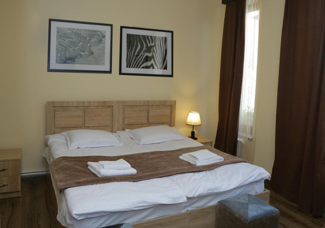 Guest House Margaryan Jerevan Buitenkant foto