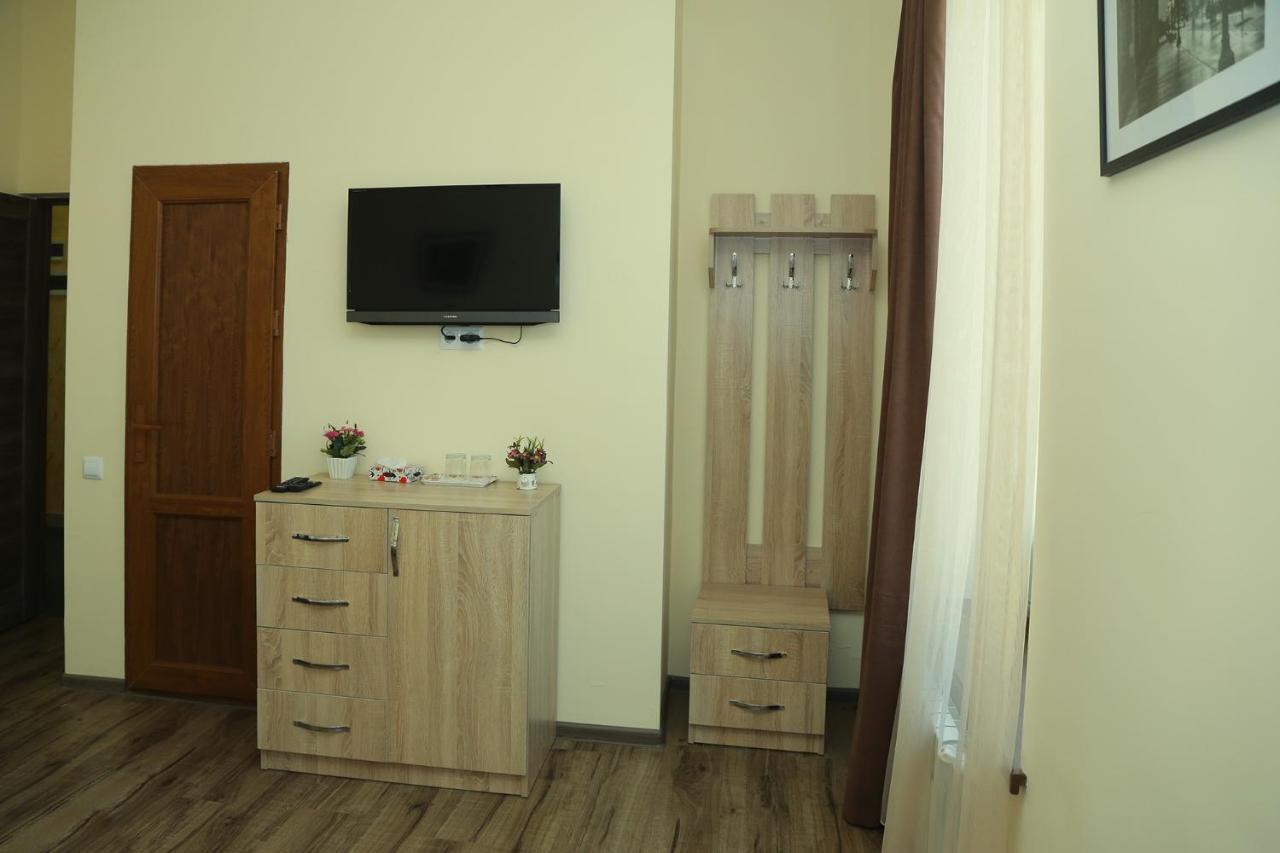 Guest House Margaryan Jerevan Buitenkant foto